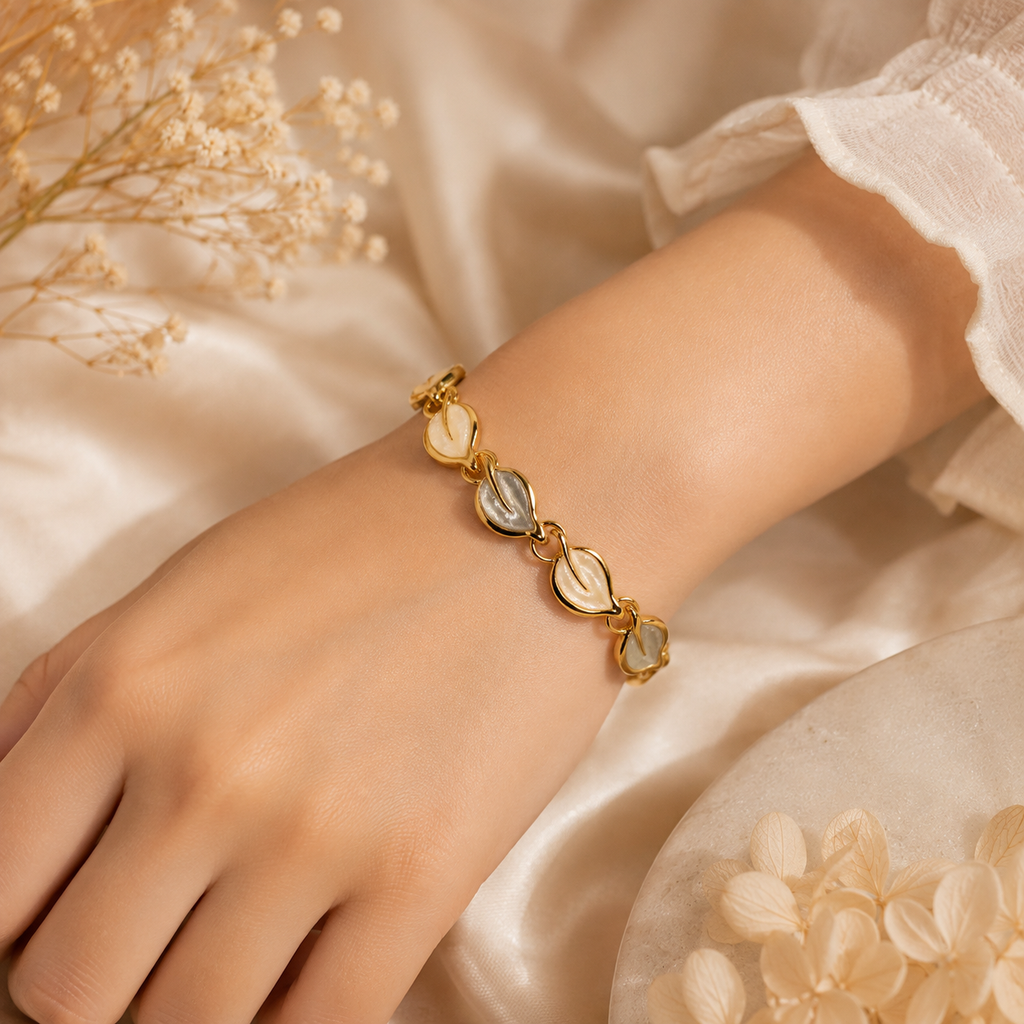 18K Gold Plated Leaf Link Bracelet for Women – Elegant Statement Bracelet