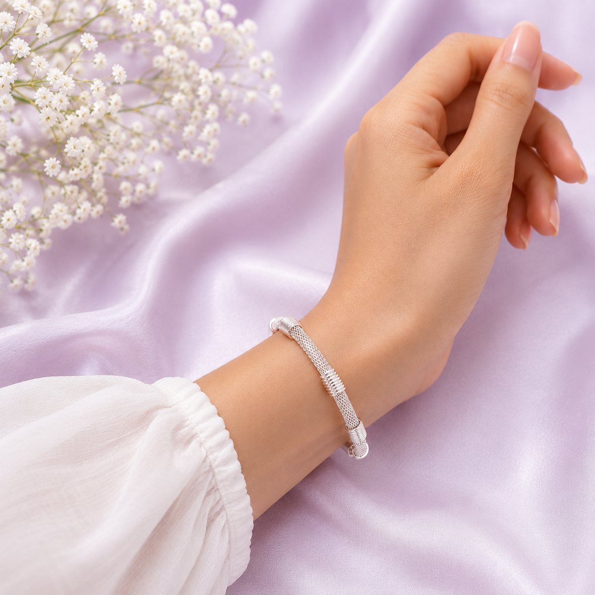 Silver Tone Mesh Chain Bracelet for Women