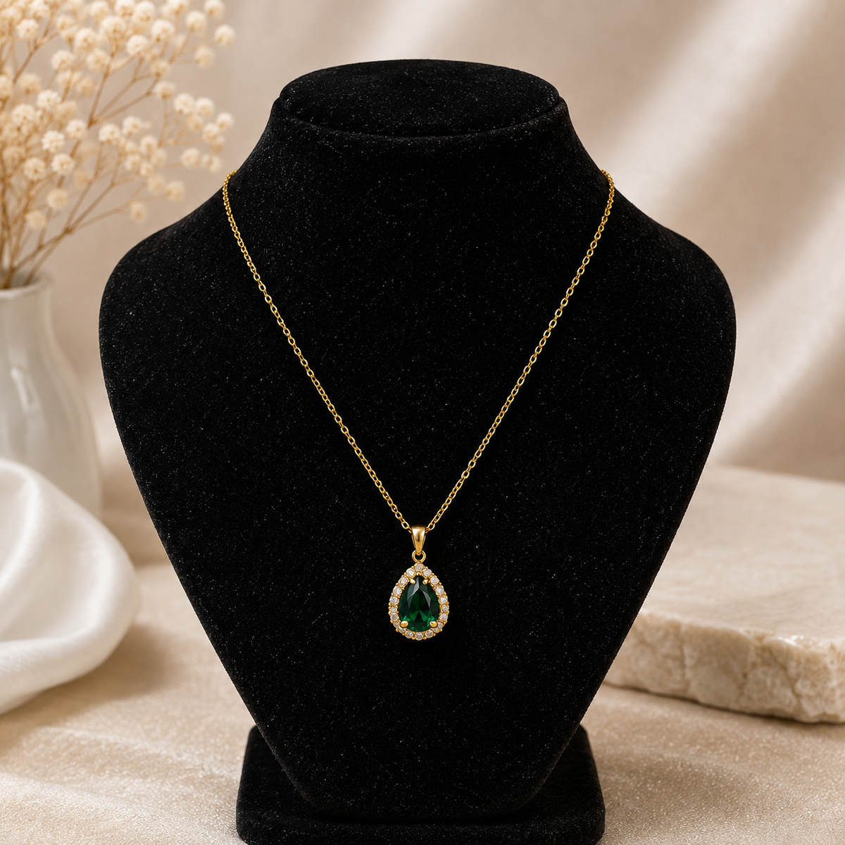 18K Gold Plated Green Teardrop Stone Pendant Necklace