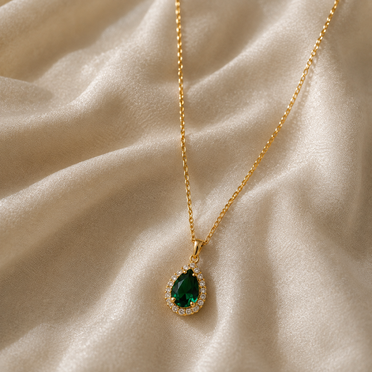 18K Gold Plated Green Teardrop Stone Pendant Necklace