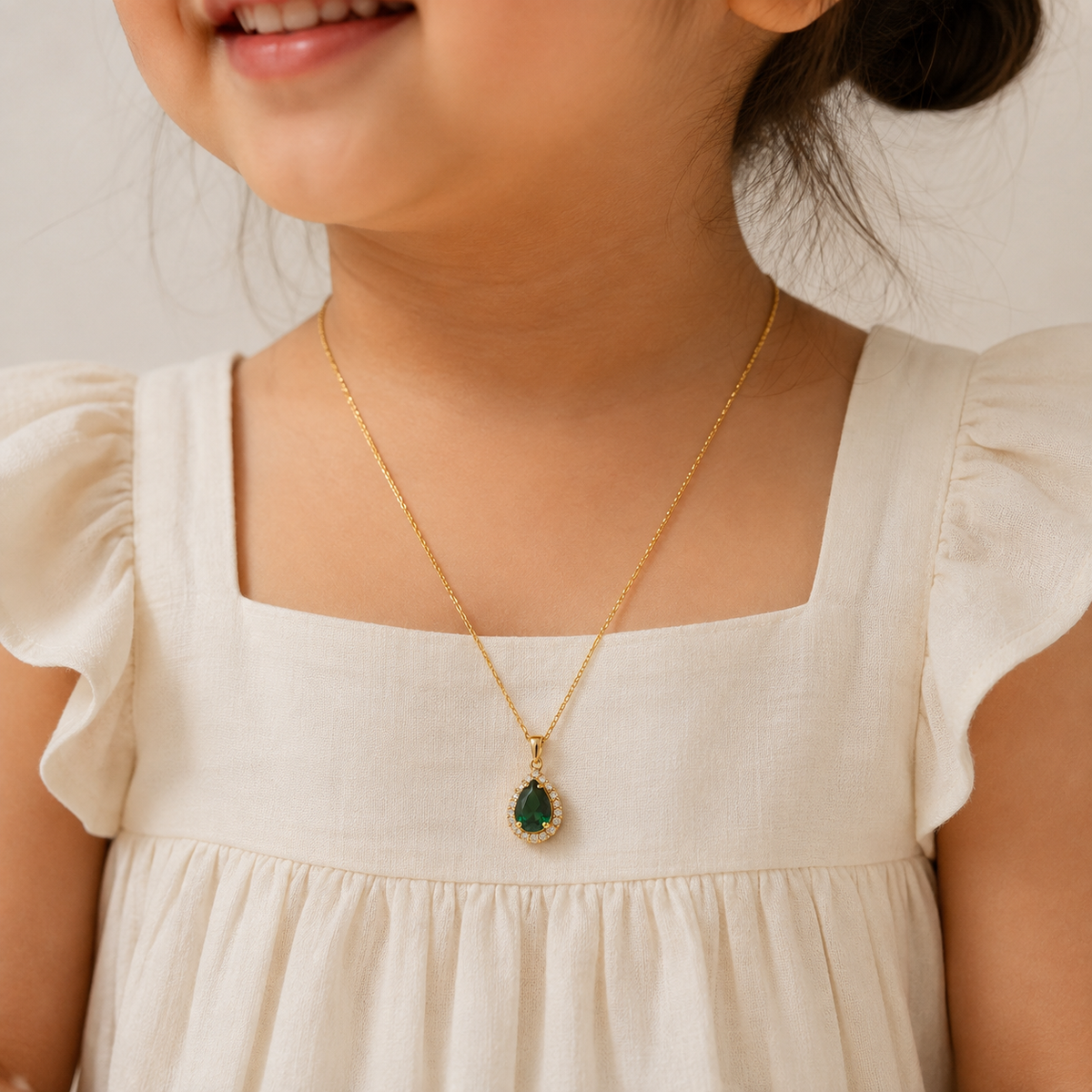 18K Gold Plated Green Teardrop Stone Pendant Necklace