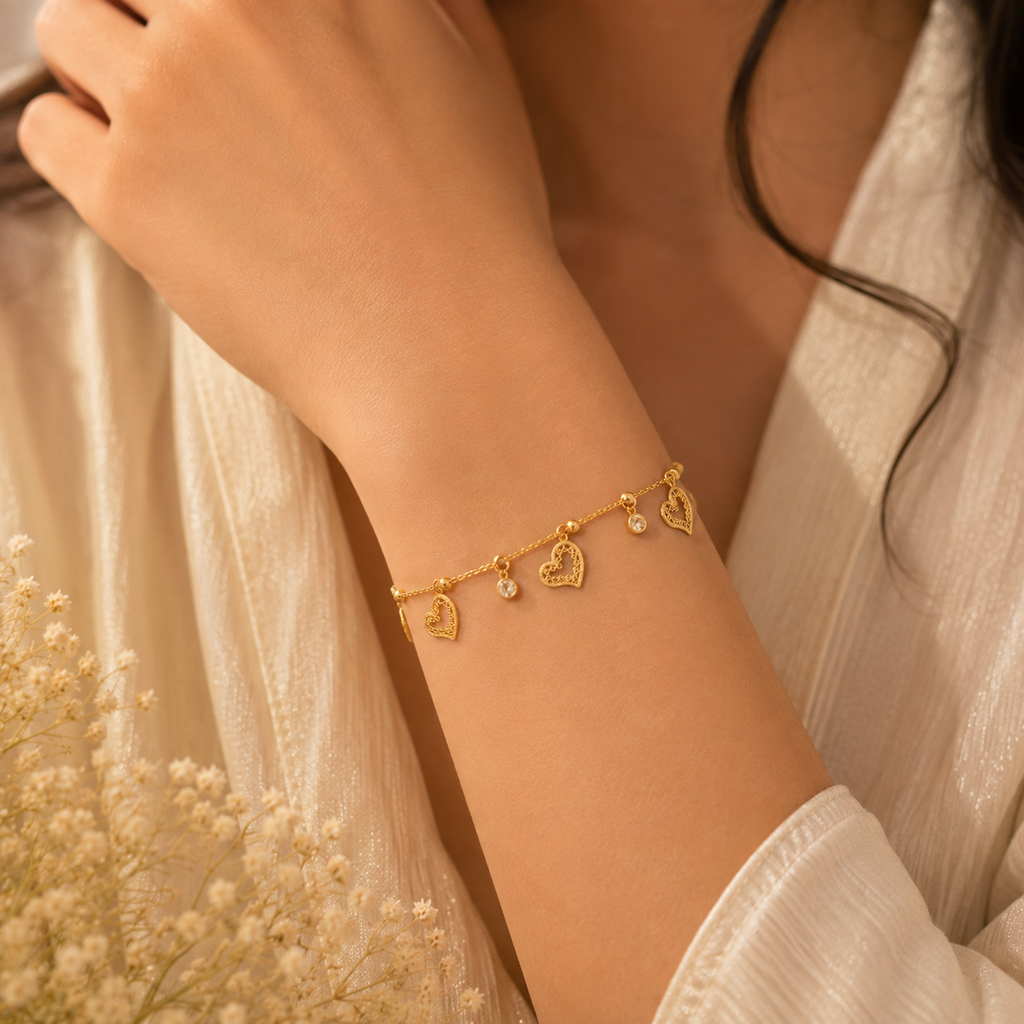 18K Gold Plated Heart Charm Chain Bracelet